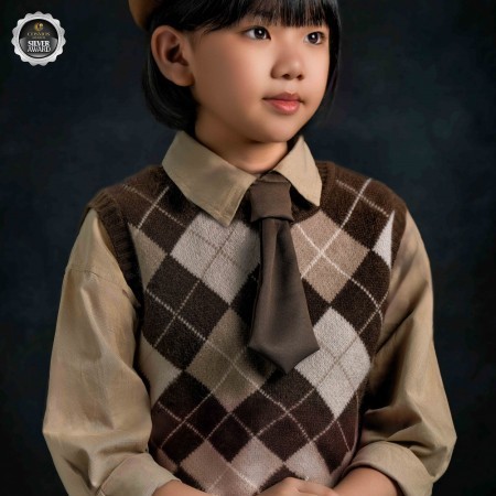 Eric Lee   - 81/100